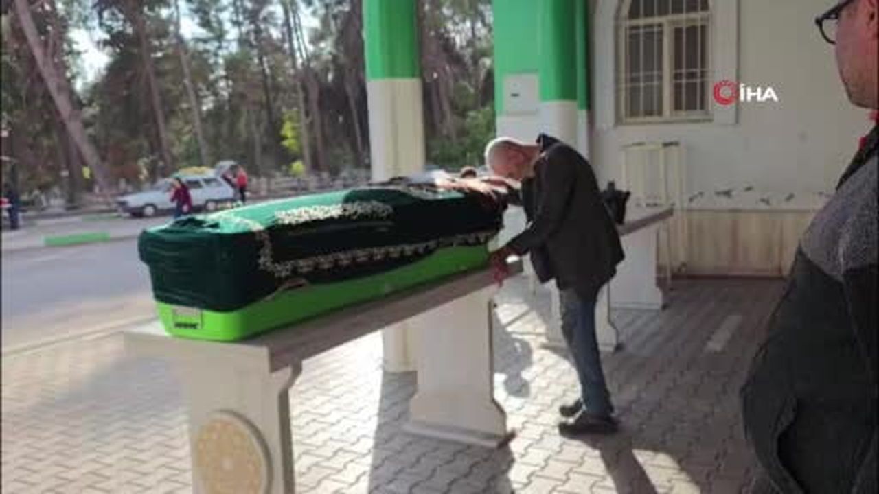 Gaziantep'te ev yangınında yaralanan 14 yaşındaki çocuk kurtarılamadı