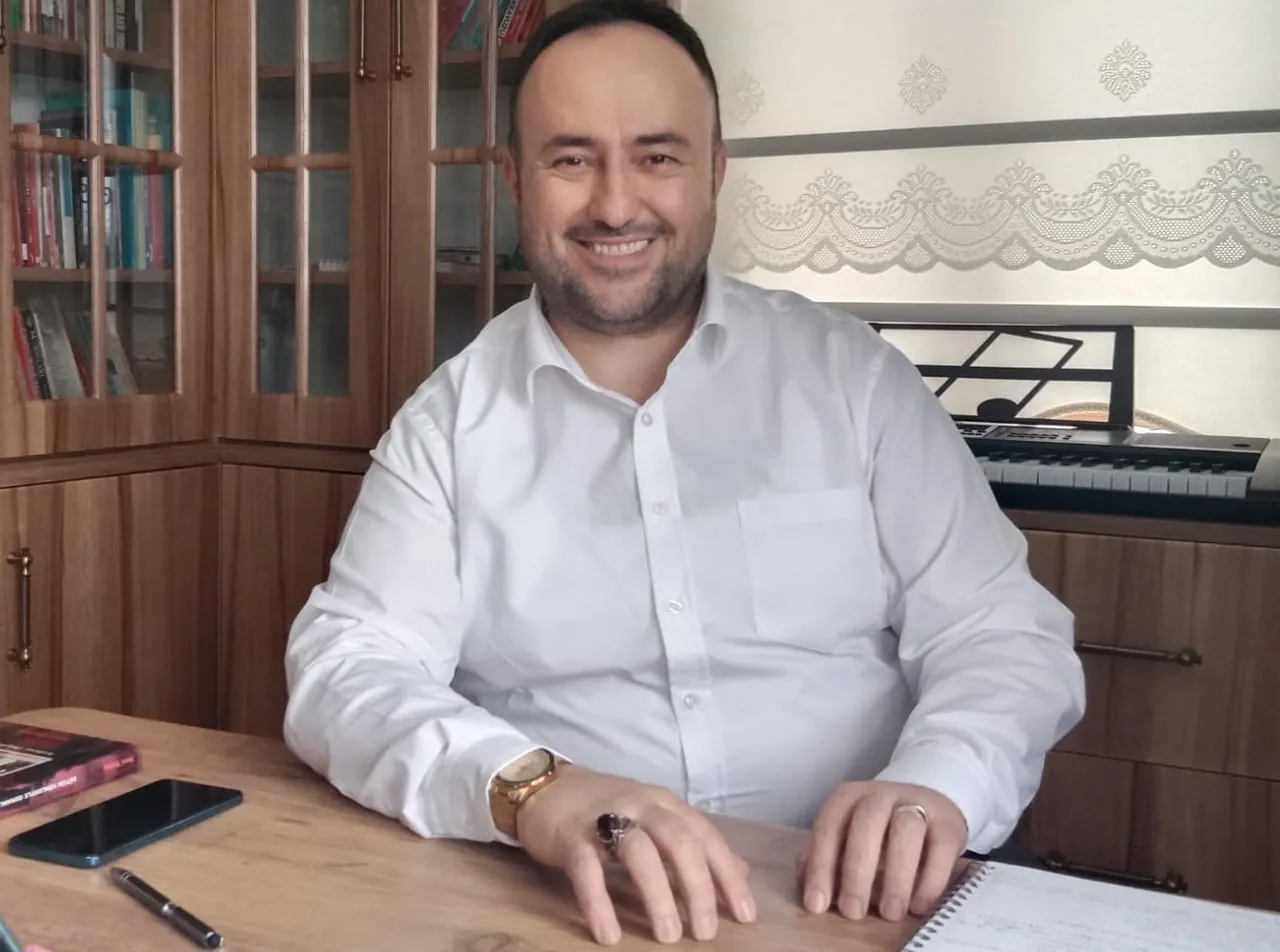 DÜŞÜNCE ROTASI DERNEĞİ GENEL BAŞKANI FATİH KÖSE, MANİSA’DA YEREL YÖNETİMLERİN HİZMET ANLAYIŞININ...
