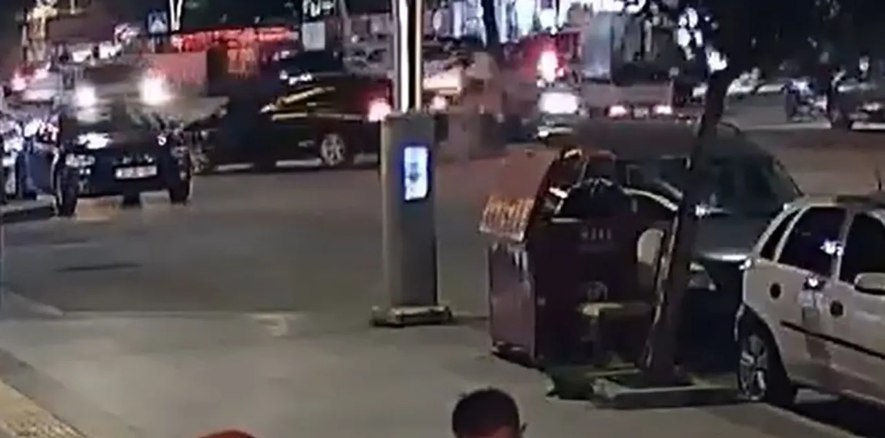 TOKAT’TA DÖNÜŞ YAPMAK İSTEYEN OTOMOBİLLE ÇARPIŞAN MOTOSİKLETİN SÜRÜCÜSÜ HAFİF YARALANIRKEN KAZA...