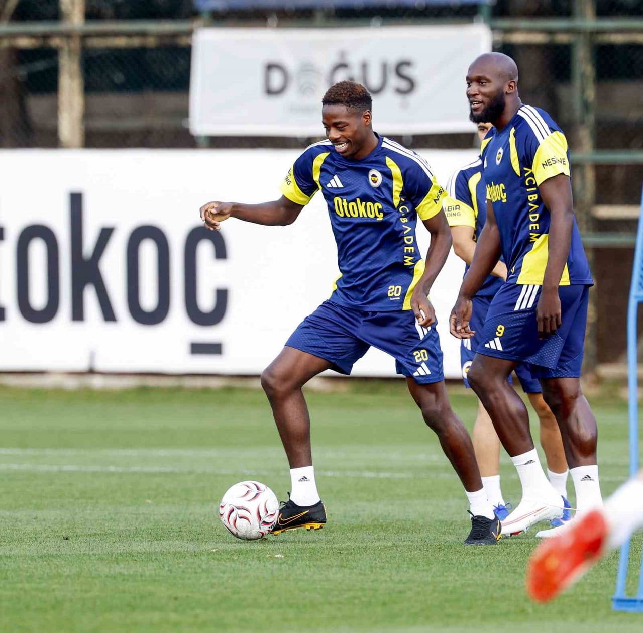 FENERBAHÇE, TRENDYOL SÜPER LİG'İN İLK HAFTASINDA DEPLASMANDA GENÇLERBİRLİĞİ İLE OYNAYACAĞI MAÇIN...