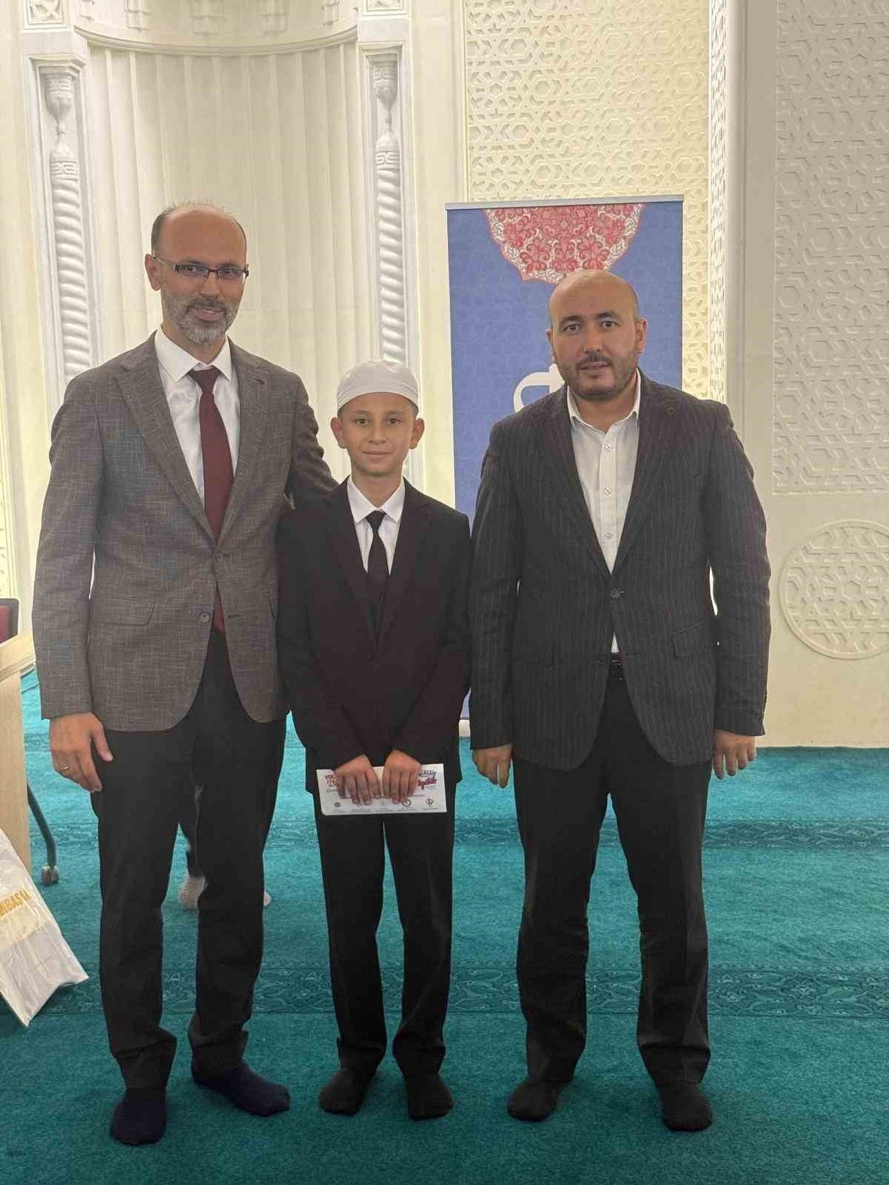 KUR’AN-I KERİM’İ GÜZEL OKUMA YARIŞMASI EGE BÖLGE FİNALİ’NDE AFYONKARAHİSAR’I TEMSİL EDEN AHMET...