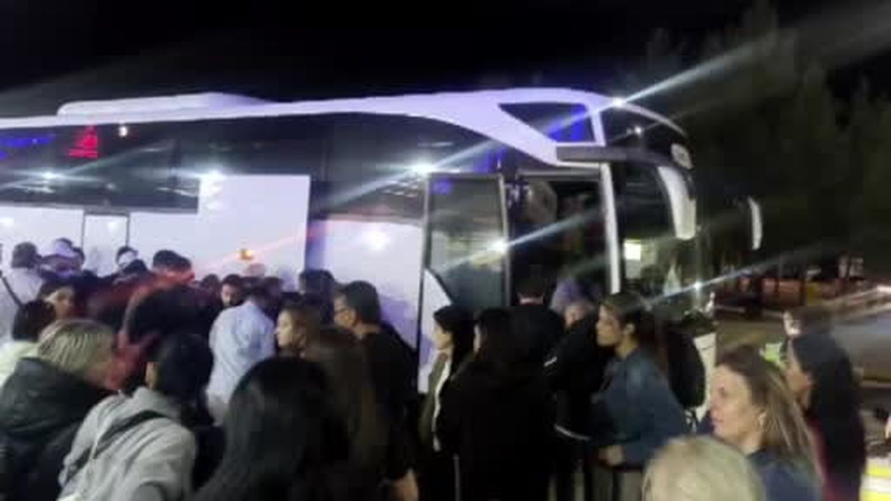 Şanlıurfa'ya iniş yapan yolcu uçağında bomba ihbarı