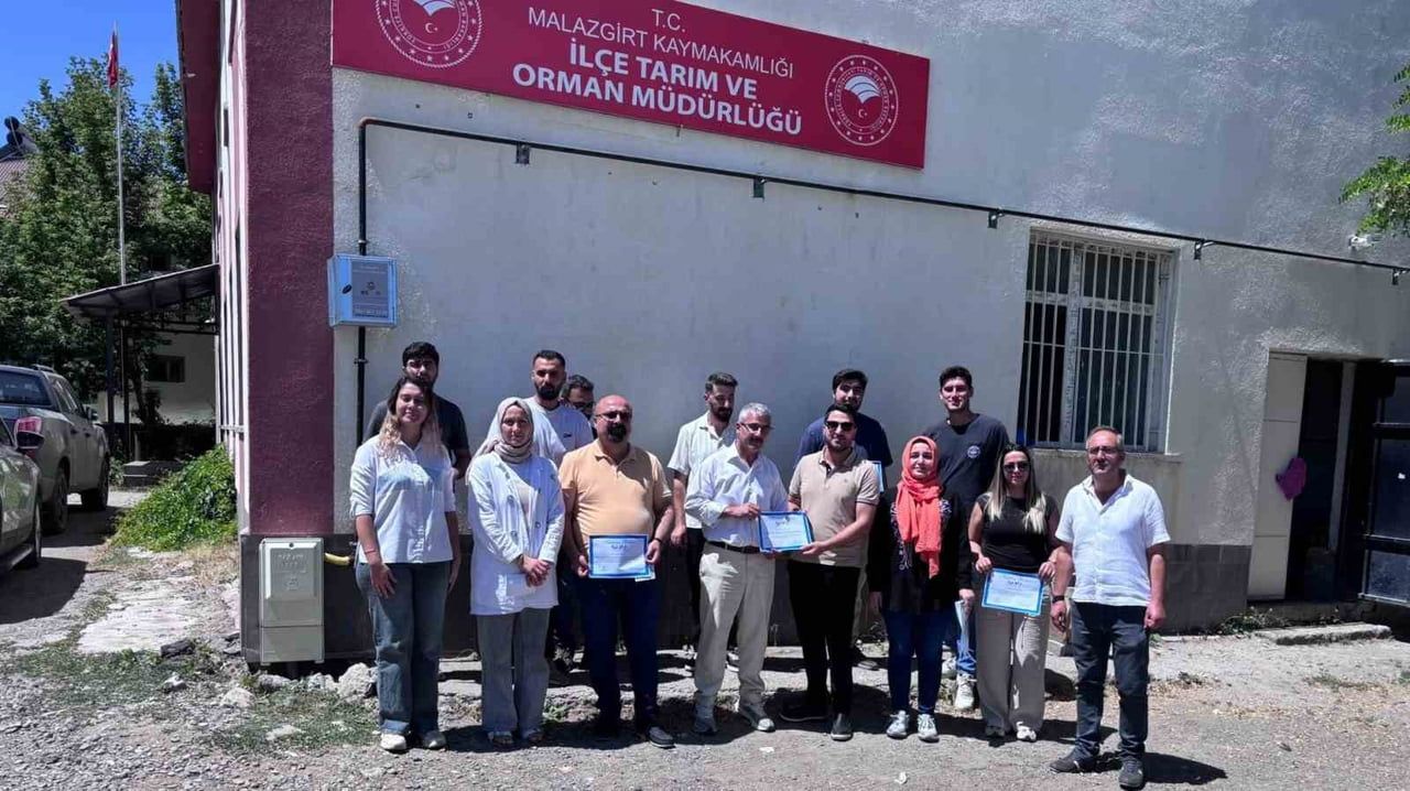 MALAZGİRT'TE KAPSAMLI SAĞLIK EĞİTİMİ: TARIM PERSONELİNE SAHA PROGRAMI