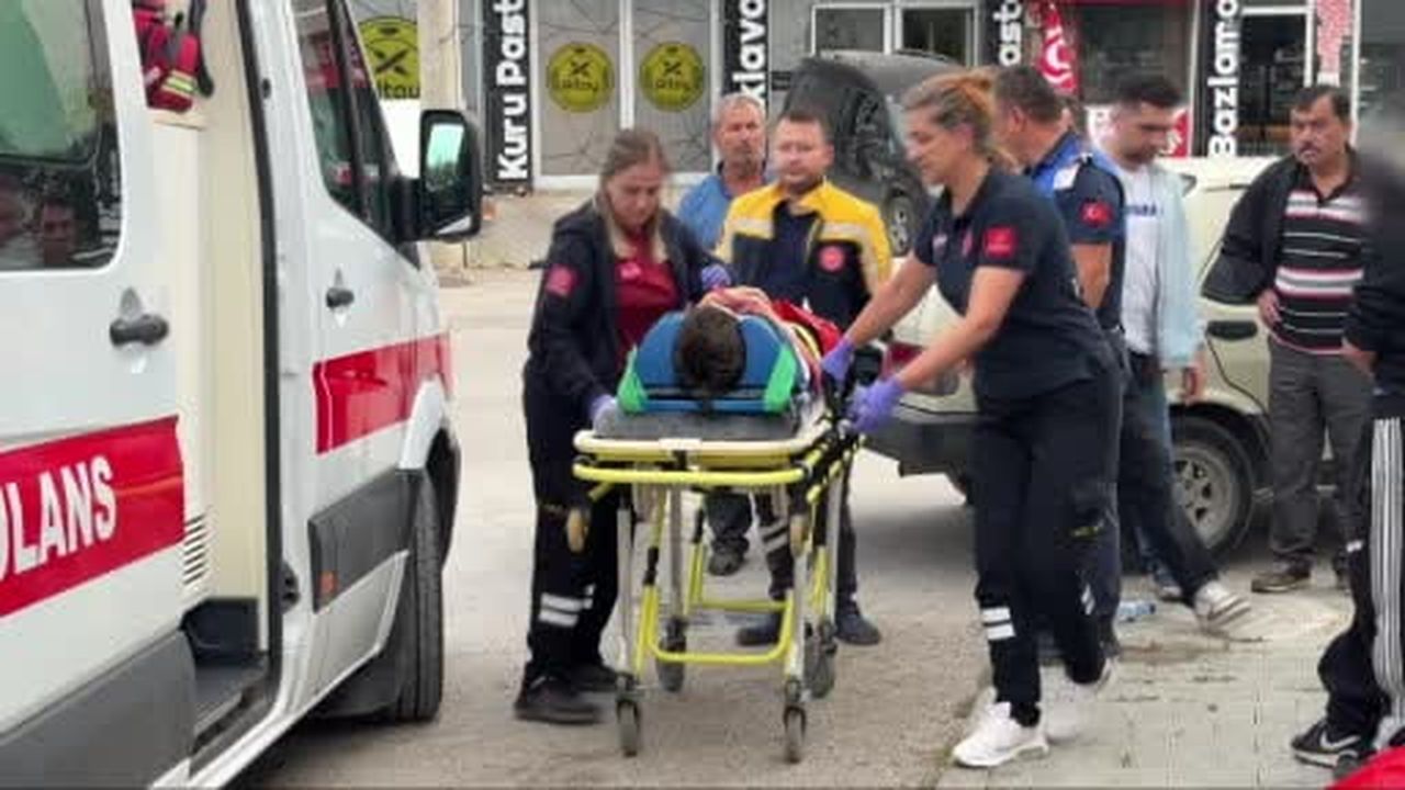 Bolu’da haber takibi yapan gazetecilere sağlık çalışanlarından "Eşeğe mi diyoruz, çekmeyin"...
