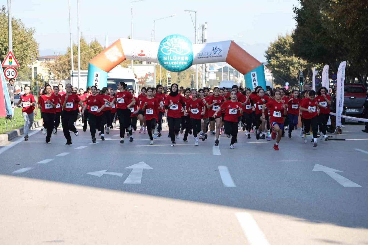NİLÜFER BELEDİYESİ’NİN CUMHURİYET’İN 103’ÜNCÜ YILI KUTLAMALARI, GELENEKSEL "NİLÜFER OKULLAR ARASI...