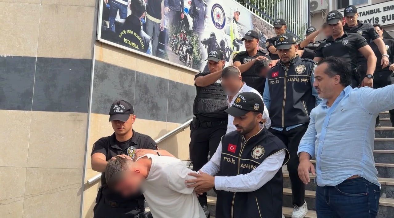 FATİH’TE 2 KİŞİNİN HAYATINI KAYBETTİĞİ SİLAHLI KAVGAYA İLİŞKİN GÖZALTINA ALINAN 12 ŞÜPHELİ...