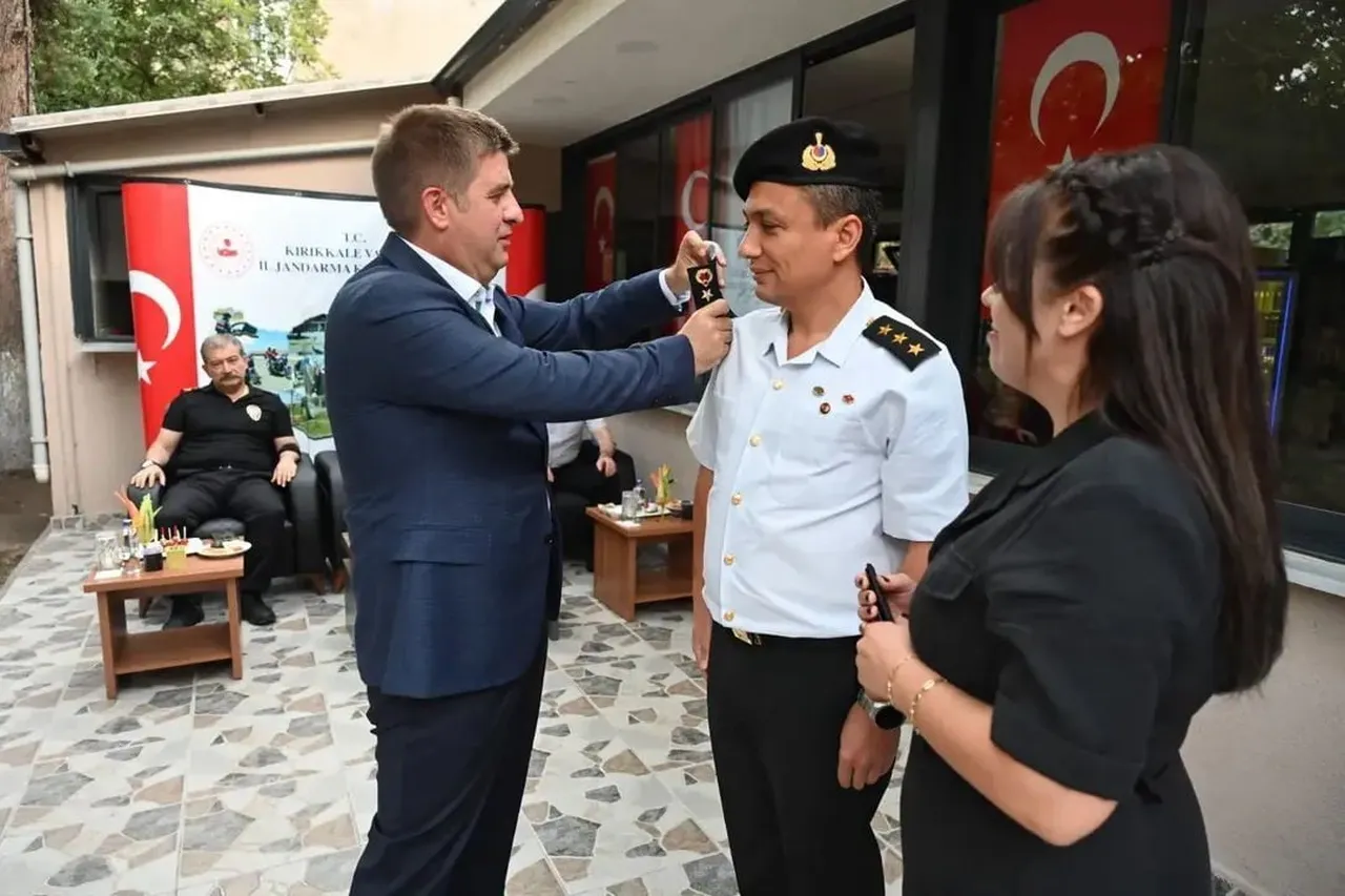 KIRIKKALE VALİSİ HÜSEYİN ENGİN SARIİBRAHİM, İL JANDARMA KOMUTANLIĞINDA DÜZENLENEN RÜTBE TERFİ...