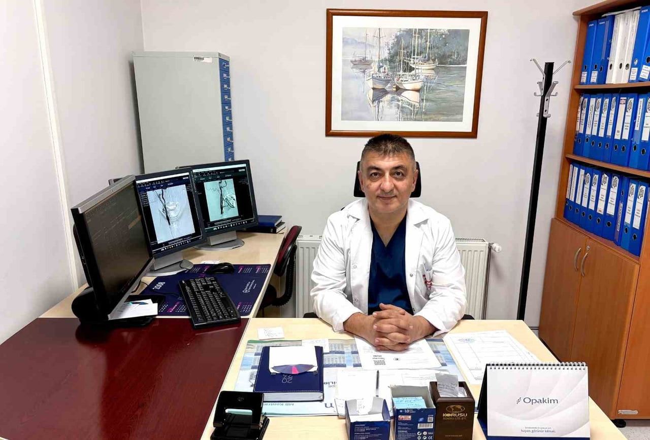 ERCİYES ÜNİVERSİTESİ (ERÜ) TIP FAKÜLTESİ NÖROLOJİ ANA BİLİM DALI ÖĞRETİM ÜYESİ DOÇ. DR. RECEP...