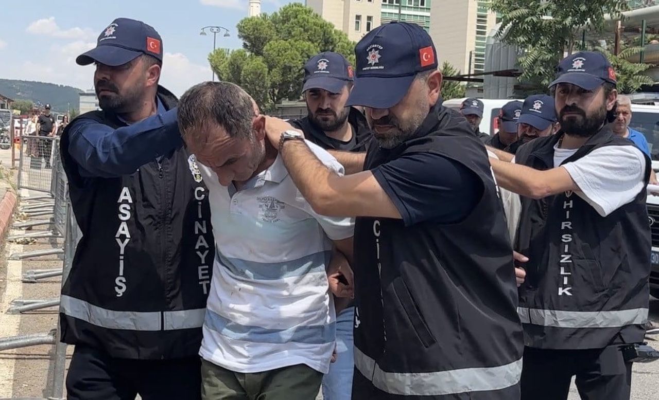 YENİ PARTİ GAZİANTEP MİLLETVEKİLİ MELİH MERİÇ'İ BIÇAKLAYAN SEYDİ AHMET KELEŞ İLE SUÇ DELİLLERİNİ...