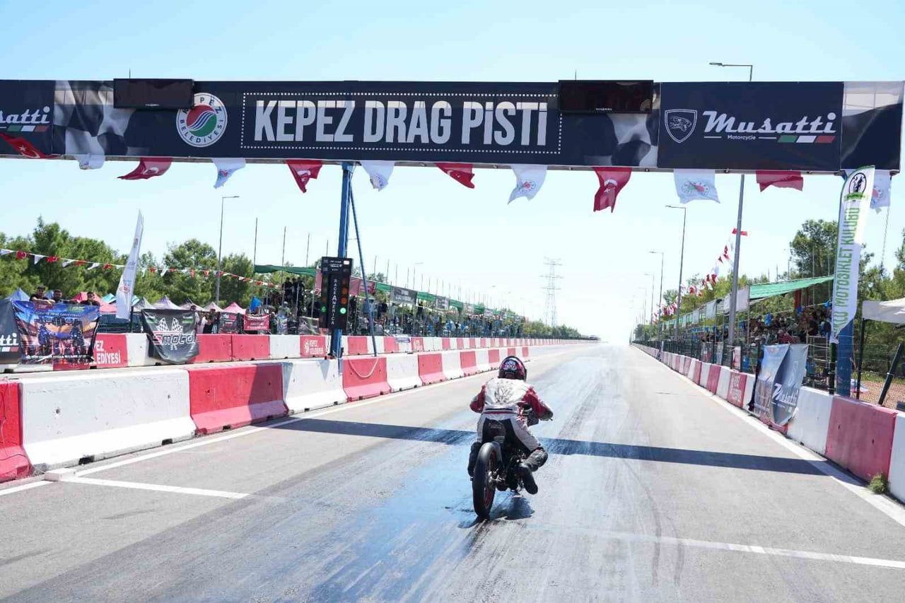 KEPEZ BELEDİYESİ’NİN EV SAHİPLİĞİNDE DÜZENLENEN TÜRKİYE MOTODRAG ŞAMPİYONASI’NIN 3. AYAK...