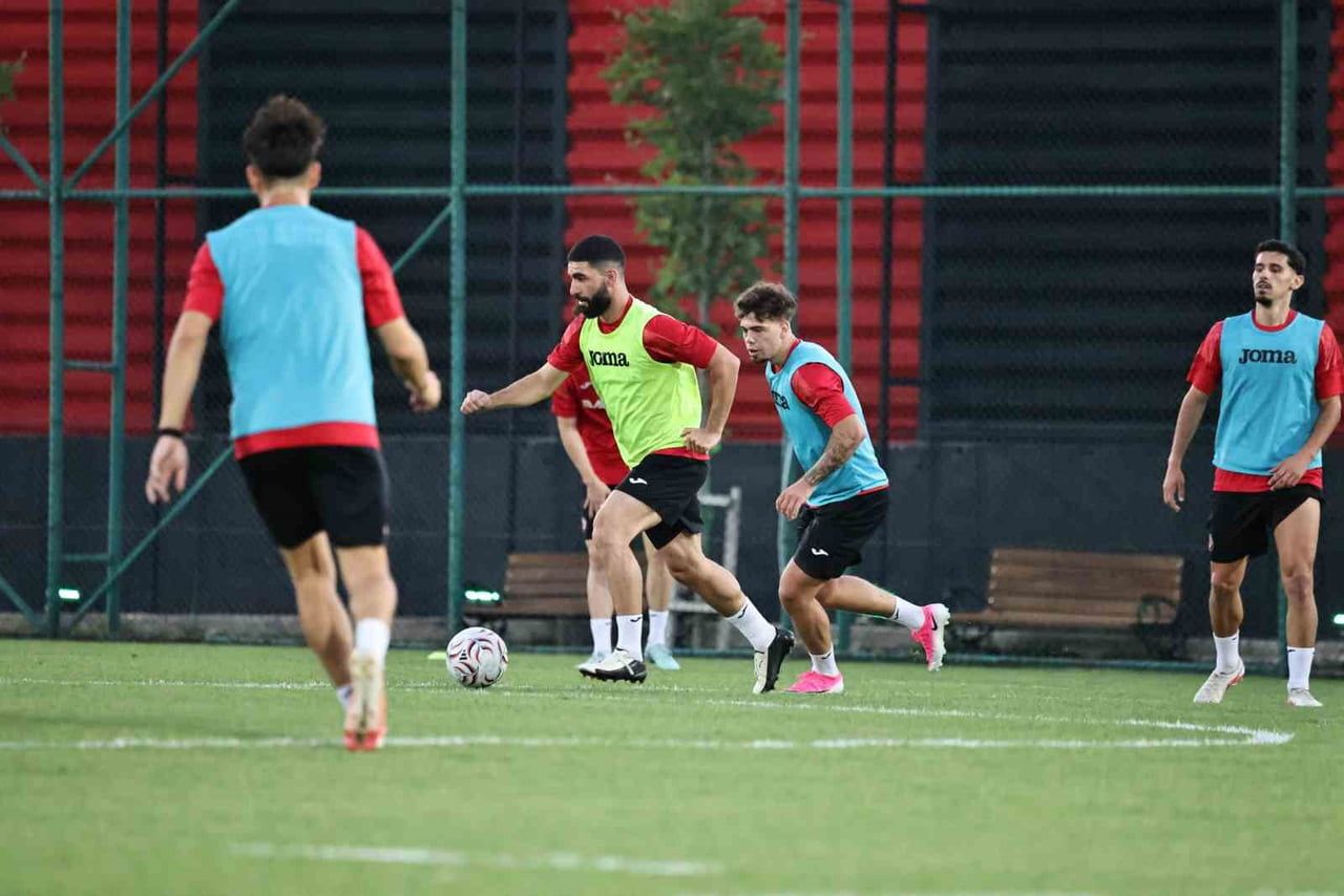 ÇORUM FK, TRENDYOL SÜPER LİG 3'ÜNCÜ HAFTA KARŞILAŞMASINDA BEŞİKTAŞ İLE OYNAYACAĞI MAÇIN...