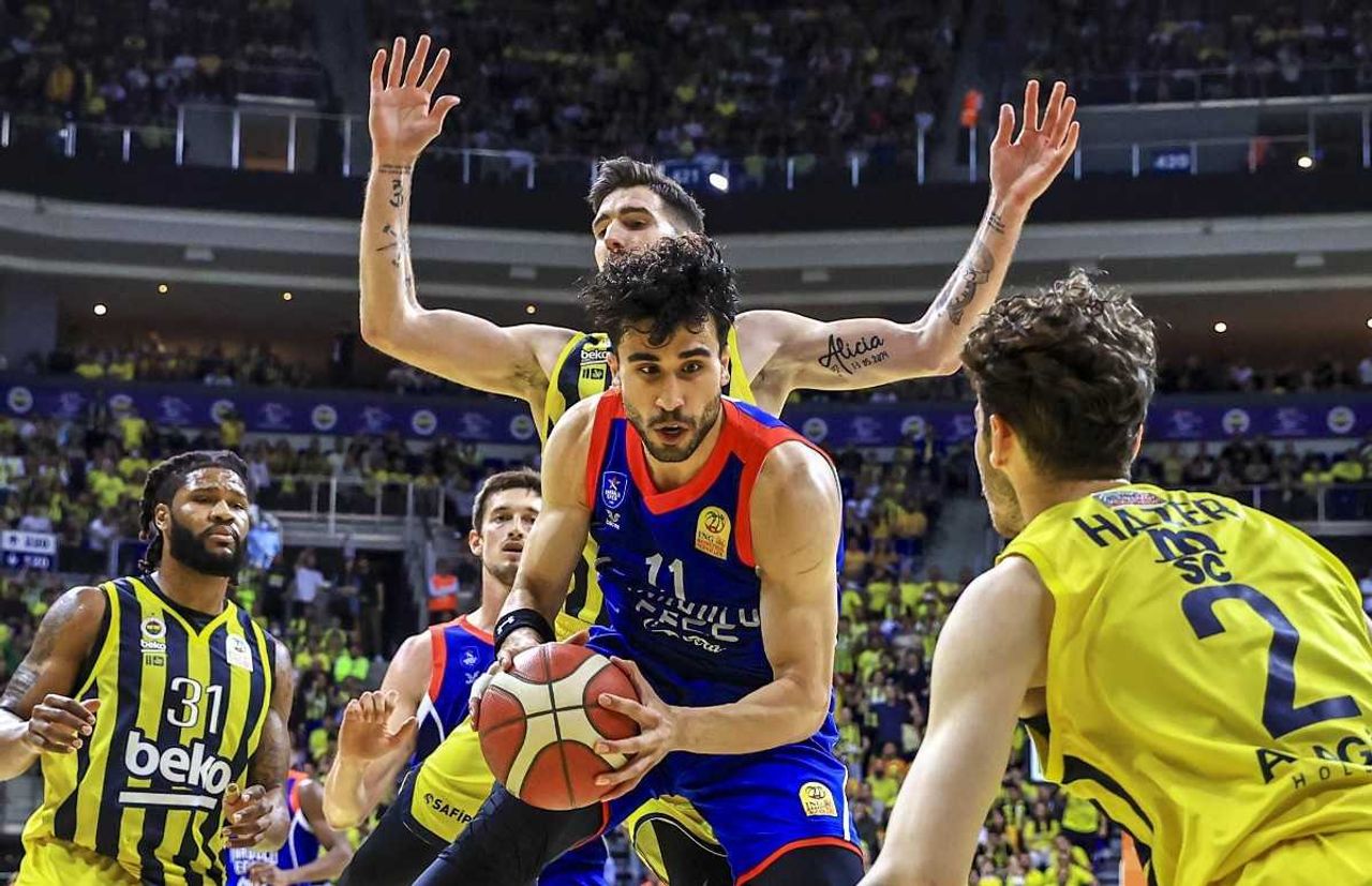 Fenerbahçe Beko Anadolu Efes