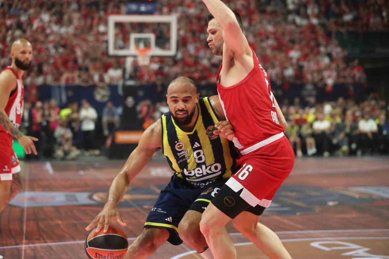 FENERBAHÇE, FİNAL FOUR’A YARI FİNALDE VEDA ETTİ