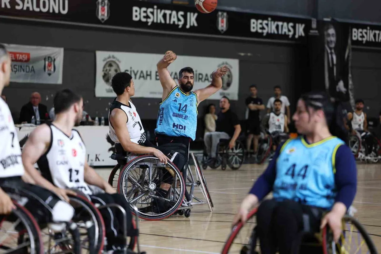 FENERBAHÇE, TEKERLEKLİ SANDALYE BASKETBOL SÜPER LİGİ PLAY-OFF FİNAL SERİSİ DÖRDÜNCÜ MAÇINDA...