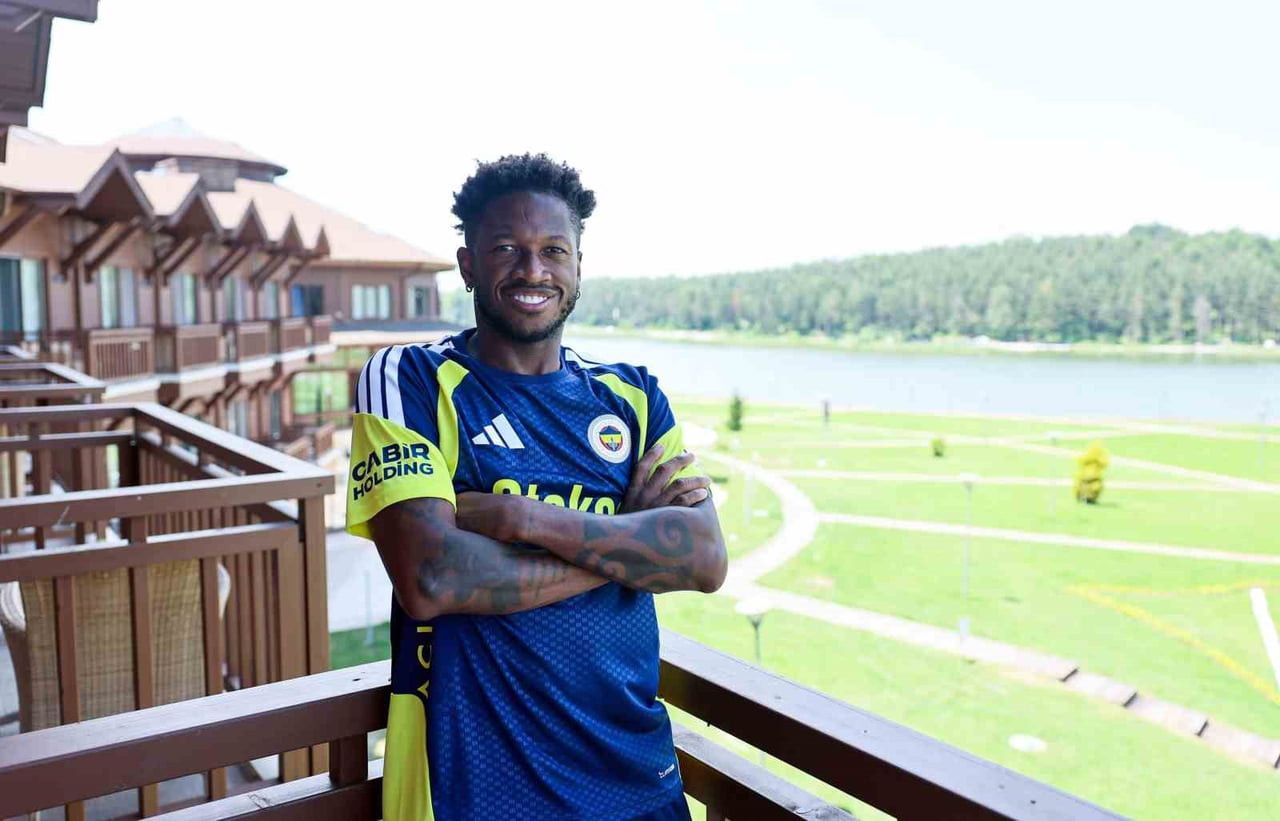 FENERBAHÇE'NİN BREZİLYALI FUTBOLCUSU FRED