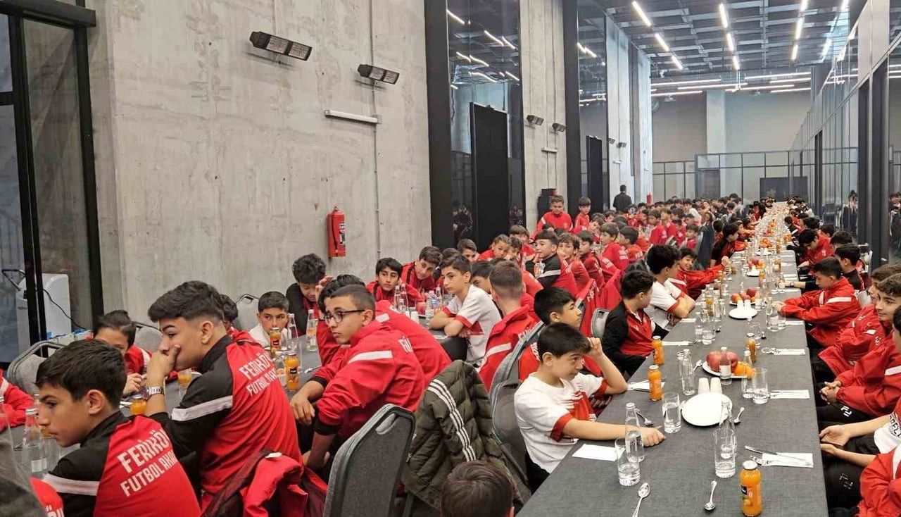 FERİKÖY SPOR KULÜBÜ ALT YAŞ KATEGORİLERİNDE ELDE EDİLEN ŞAMPİYONLUKLAR, GELECEK İÇİN ÜMİT...