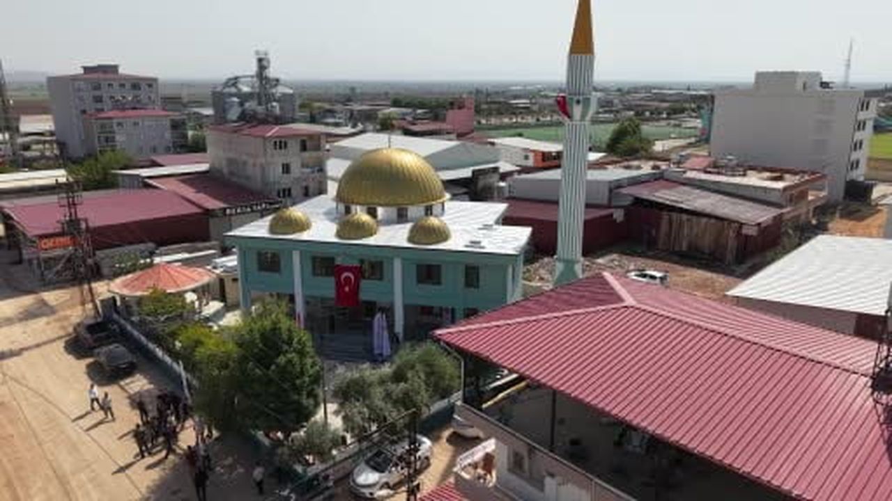 Asrın felaketinin ardından inşa edilen 137'nci cami ibadete açıldı