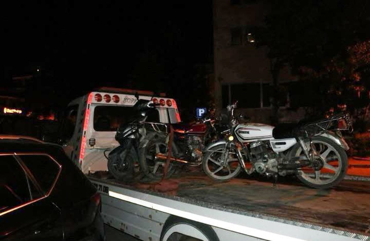 ÇOK SAYIDA MOTOSİKLETTE TRAFİKTEN MENEDİLDİ.