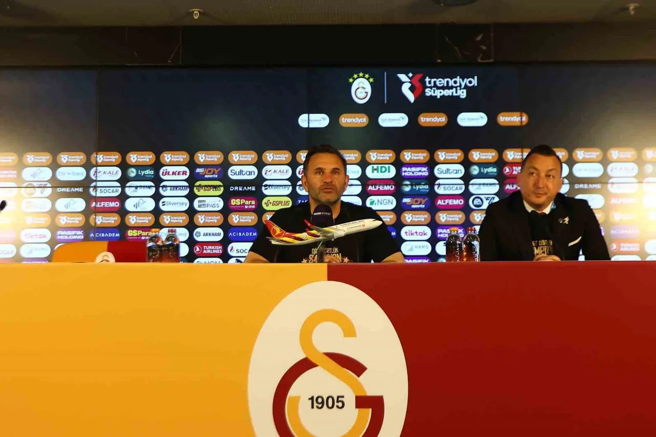 GALATASARAY TEKNİK DİREKTÖRÜ OKAN BURUK, ÇOK UZUN BİR SEZON GEÇİRDİKLERİNİ BELİRTEREK...