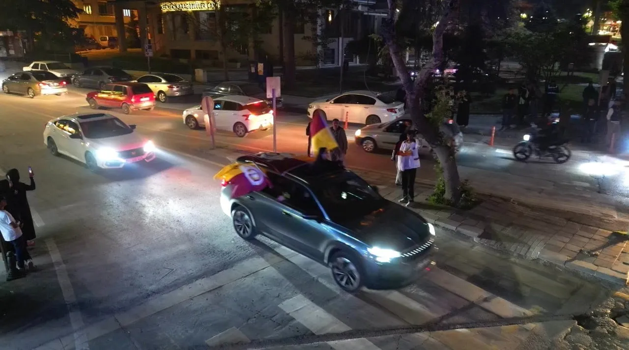 GALATASARAY’IN ŞAMPİYONLUĞU MALATYA’DA KUTLANDI