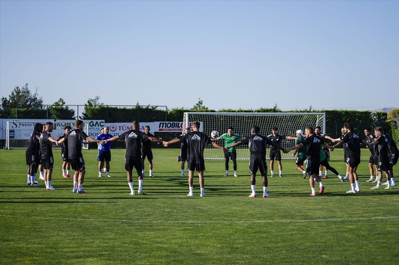 Gaziantep FK, Trendyol Süper Lig'in 2. haftasında yarın deplasmanda oynayacağı TÜMOSAN Konyaspor...