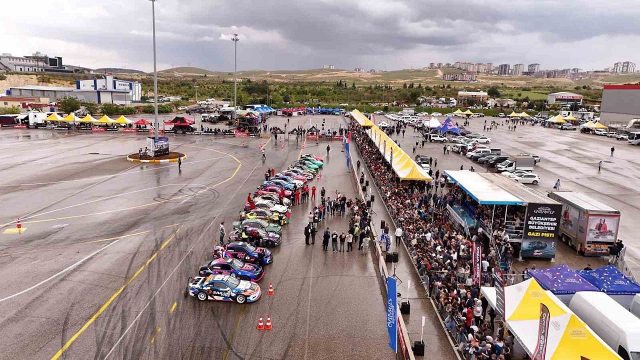 GAZİANTEP'TE 2026 TÜRKİYE DRİFT ŞAMPİYONASI DÜZENLENDİ