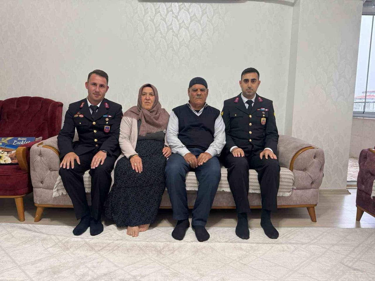 GAZİANTEP’TE KURBAN BAYRAMI DOLAYISIYLA ŞEHİT AİLELERİ VE GAZİLER UNUTULMADI. GAZİANTEP İL...