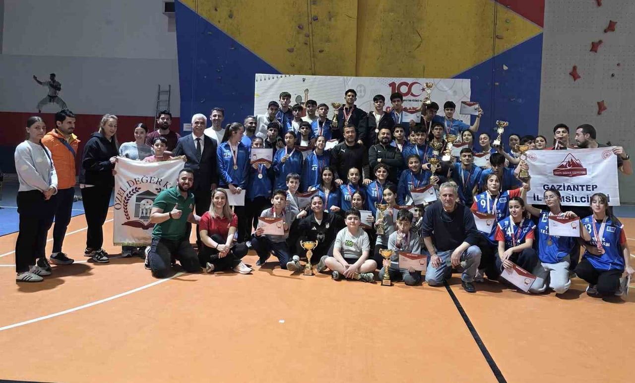 GAZİANTEP’TE ‘OKUL SPORLARI TIRMANIŞ YARIŞMASI’ YAPILDI