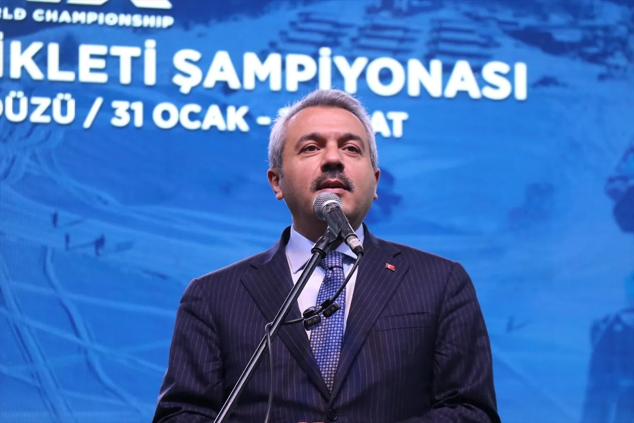 Gençlik ve Spor Bakanlığı, Rize Valiliği ve Türkiye Motosiklet Federasyonu'nun ev sahipliğinde...