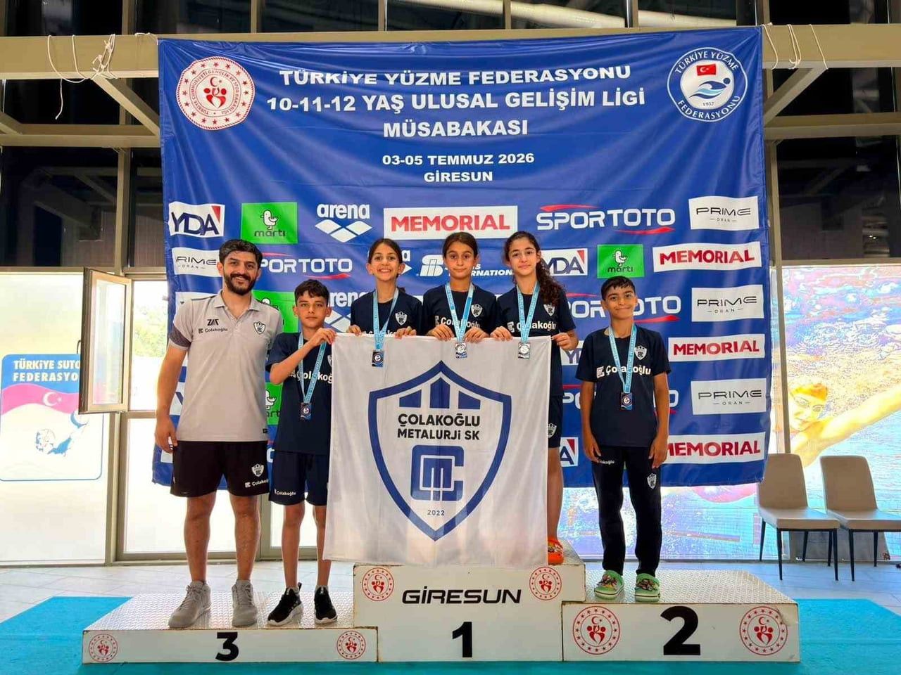 GİRESUN'DA DÜZENLENEN ORGANİZASYONDA MÜCADELE EDEN SPORCULAR, FARKLI BRANŞLARDA ELDE ETTİKLERİ...