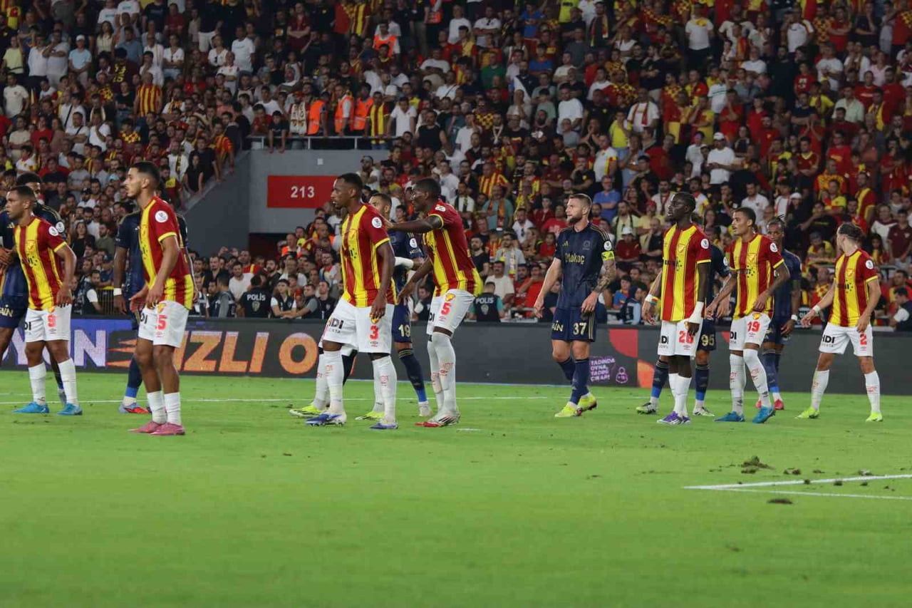 GÖZTEPE BU SEZON TRENDYOL SÜPER LİG’DE SAHASINDA ÇIKTIĞI 13 MAÇTA 6 GALİBİYET, 6 BERABERLİK VE...