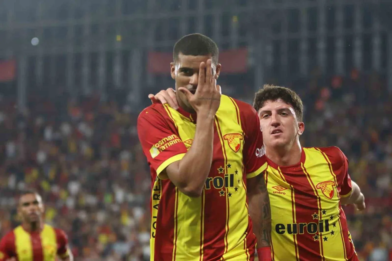 GÖZTEPE, FORVET OYUNCUSU JEFERSON SANTOS'U (JEH) SATIN ALMA OPSİYONUYLA KİRALAMAK ÜZERE SIRBİSTAN...