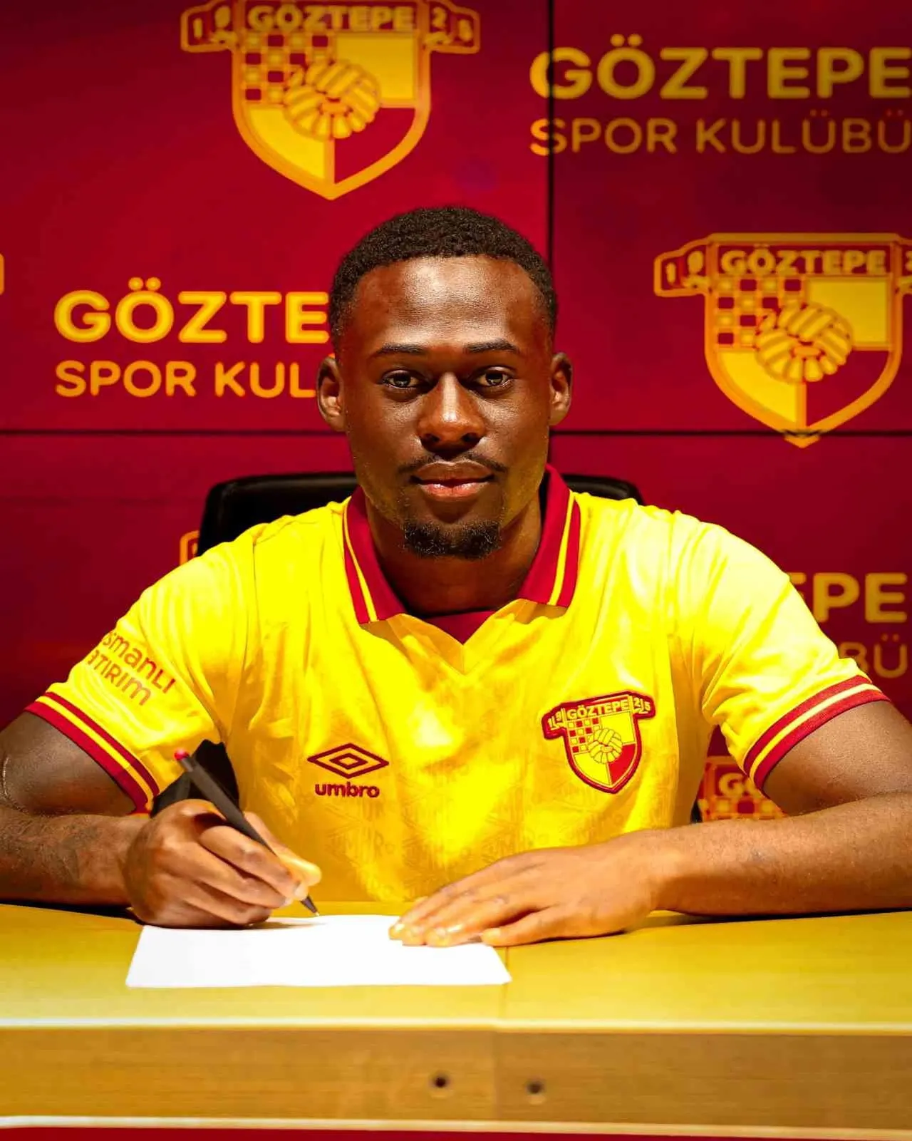 GÖZTEPE, SHEFFİELD UNİTED'DAN 21 YAŞINDAKİ ORTA SAHA OYUNCUSU ALEX MATOS'U TRANSFER ETTİĞİNİ...
