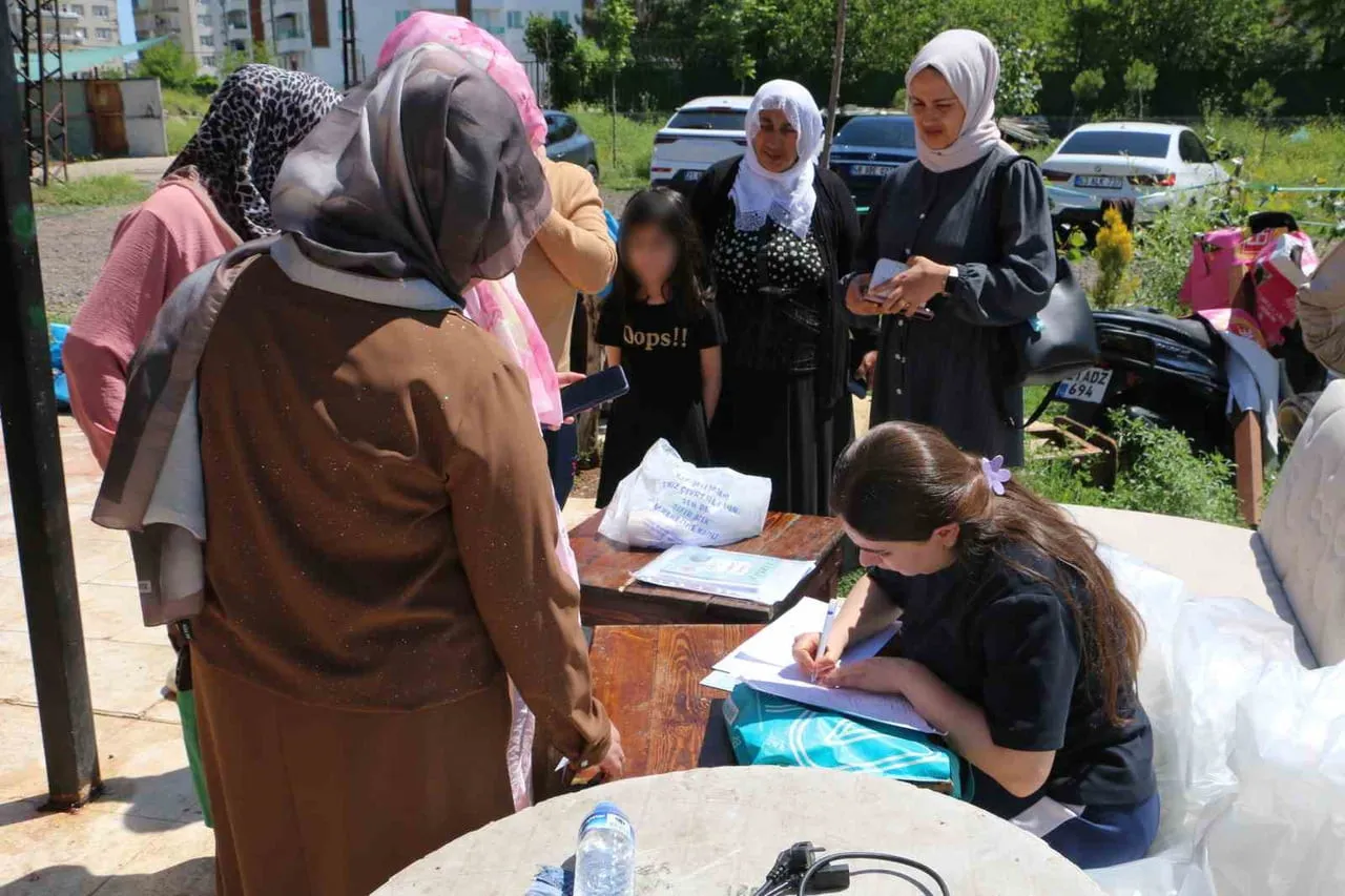 HAYIRSEVER VATANDAŞLARIN DESTEKLERİYLE TOPLANAN 30 KÜÇÜKBAŞ KURBANLIK KESİLEREK İHTİYAÇ SAHİBİ...