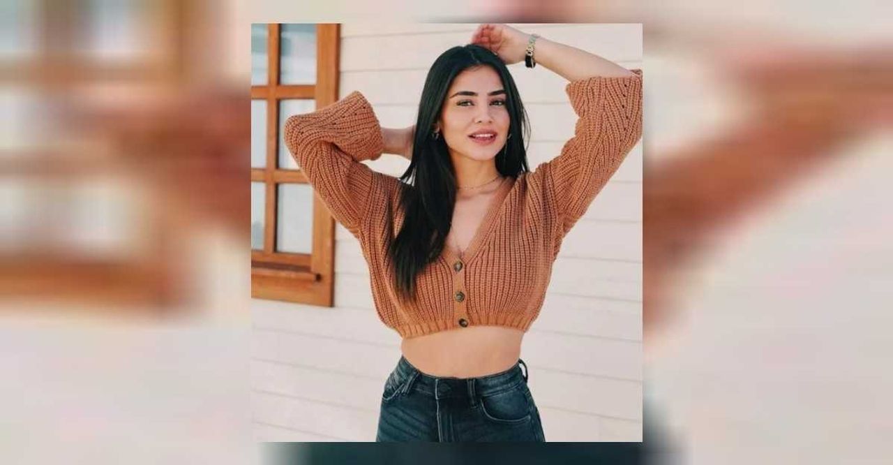 Hazal Çağlar tekne pozları