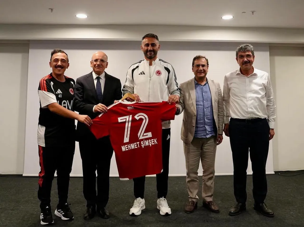 HAZİNE VE MALİYE BAKANI MEHMET ŞİMŞEK, YENİ SEZON HAZIRLIKLARINI BOLU'DA SÜRDÜREN TRENDYOL 1....