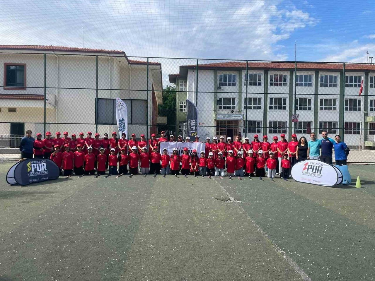 HERKES İÇİN SPOR FEDERASYONU TARAFINDAN BU YIL ÜÇÜNCÜSÜ DÜZENLENEN GENÇLİK VE SPOR FESTİVALLERİ...