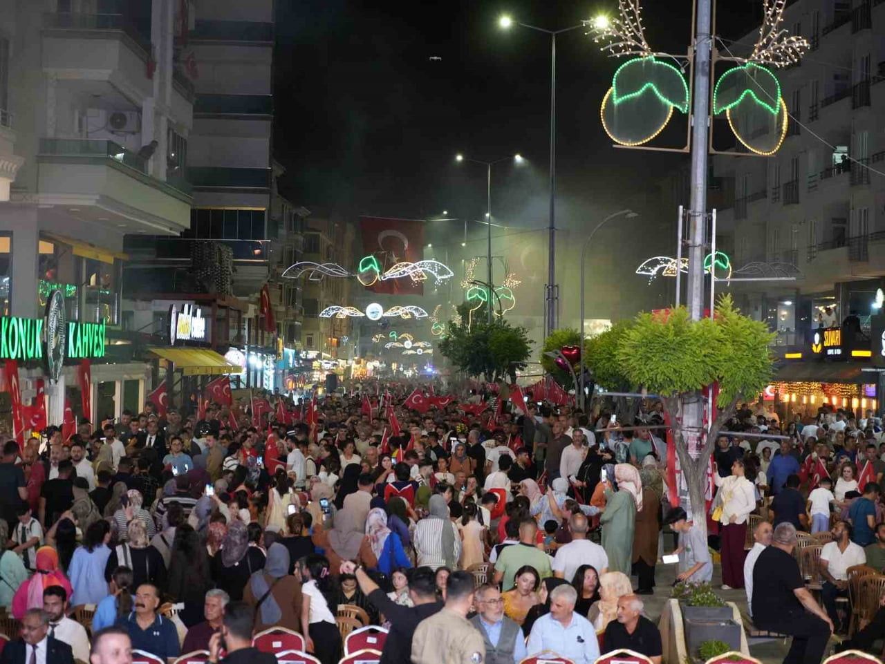IĞDIR'DA 15 TEMMUZ ŞEHİTLERİNİ ANMA PROGRAMI DÜZENLENDİ