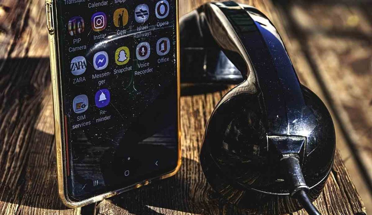 İlk cep telefonu