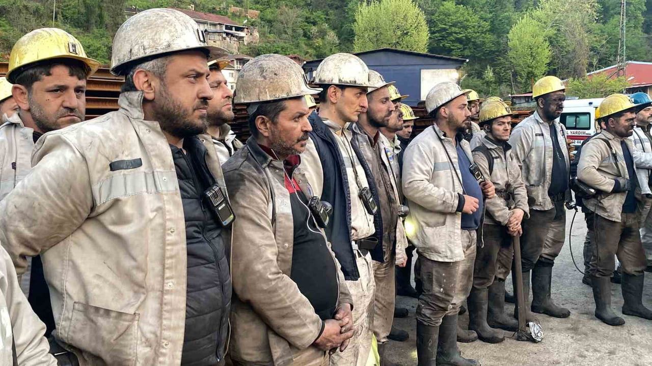 İŞÇİLERİN KONUŞMALARI DİNLEMELERİ