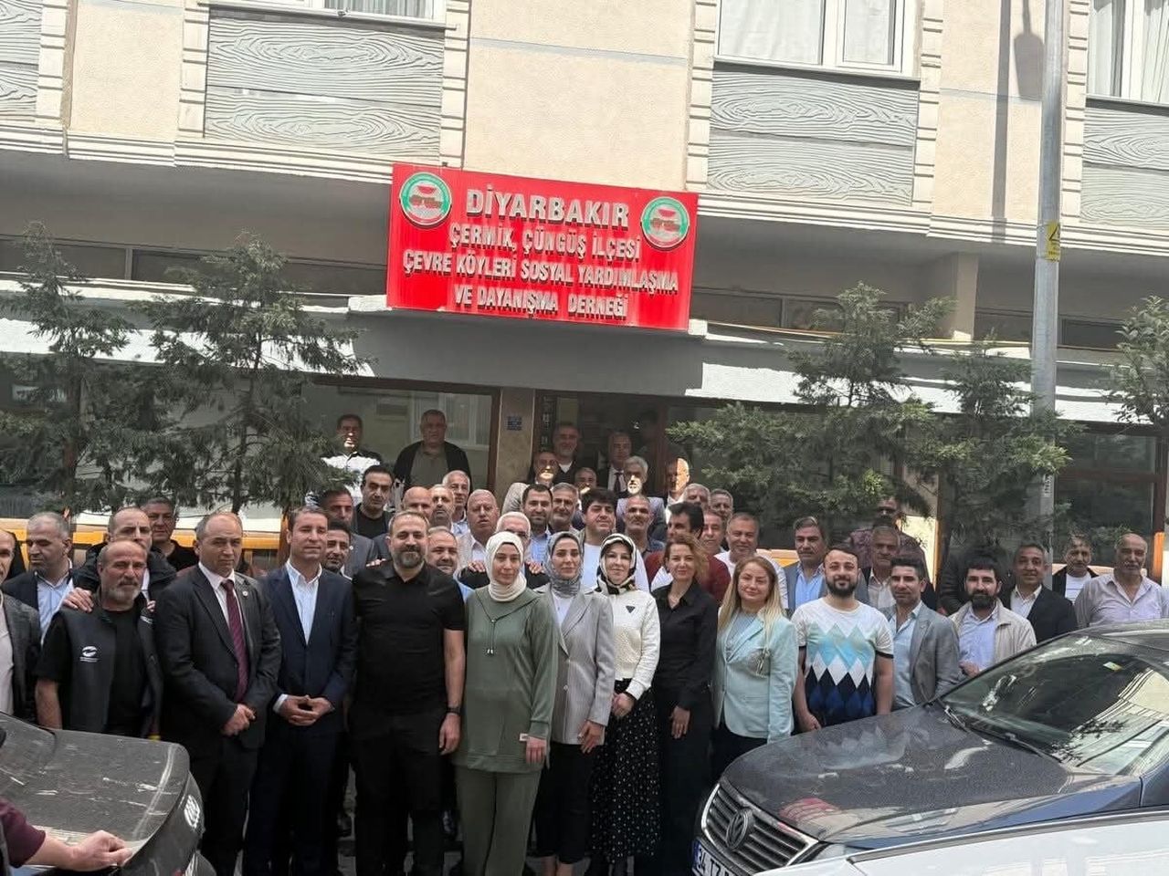 İSTANBUL’DA YAŞAYAN DİYARBAKIRLILAR KAHVALTI ETKİNLİĞİNDE BİR ARAYA GELDİ.