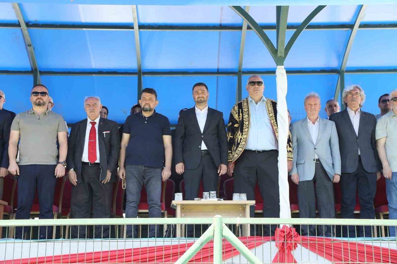 KAĞITHANE BELEDİYESİ'NİN SADABAD YAZ ETKİNLİKLERİ KAPSAMINDA BU YIL 32’NCİSİ DÜZENLENEN YAĞLI...