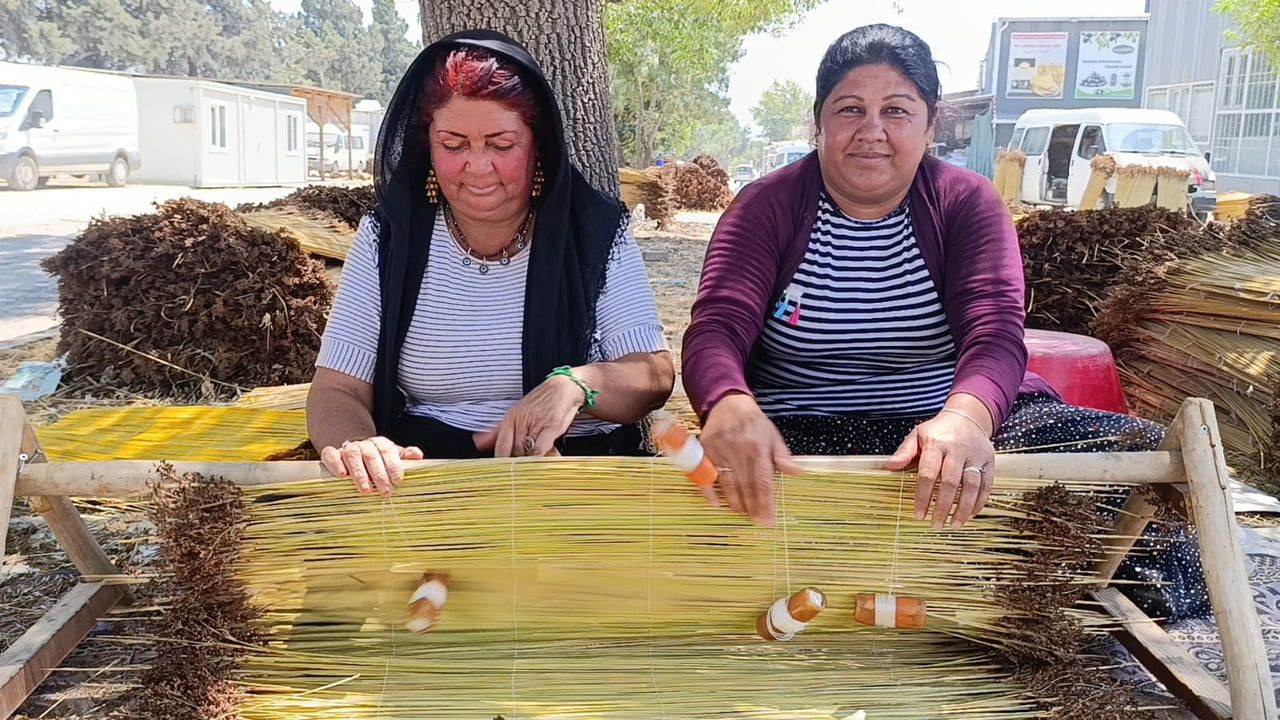 KAHRAMANMARAŞ'IN COĞRAFİ İŞARETLİ LEZZETİ OLAN MARAŞ TARHANASININ HAZIRLANMASINDA KULLANILAN DOĞAL...
