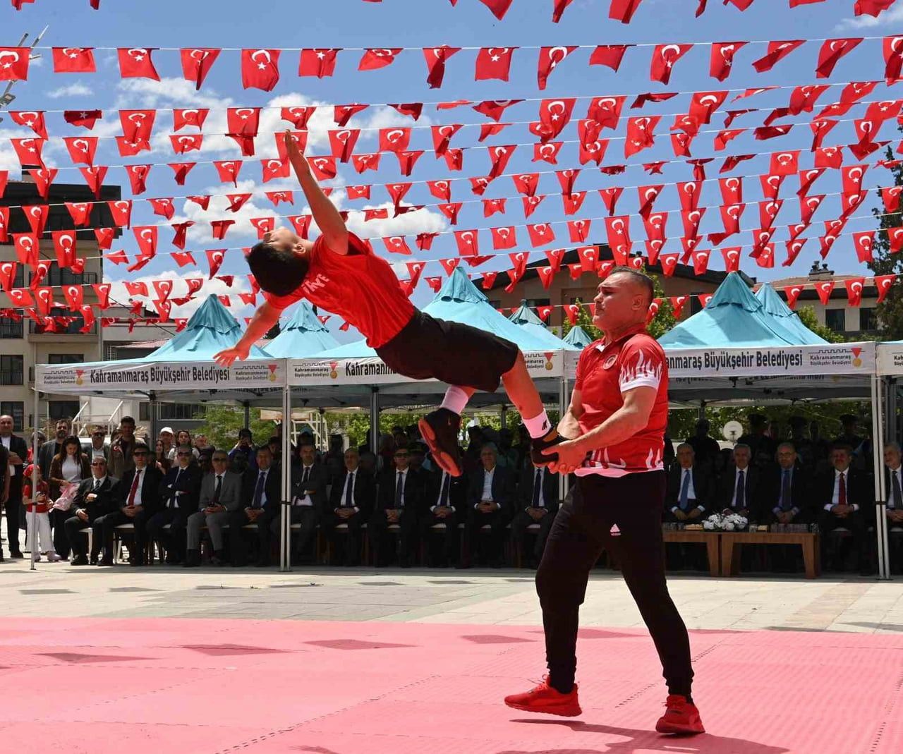 KAHRAMANMARAŞ'TA 19 MAYIS ATATÜRK’Ü ANMA, GENÇLİK VE SPOR BAYRAMI, MİLLİ İRADE MEYDANI’NDA ŞEHİR...