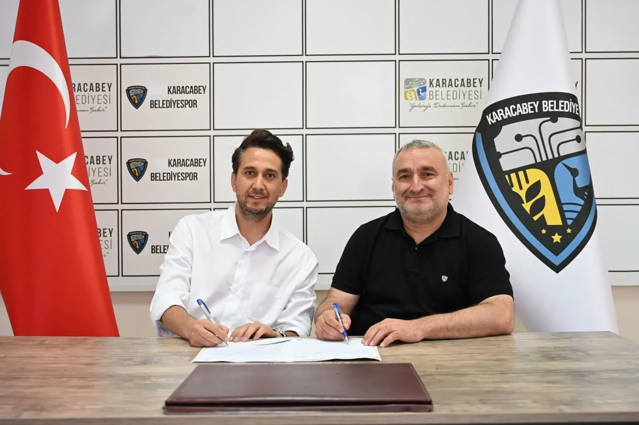 KARACABEY BELEDİYESPOR, 2026-2027 SEZONU İÇİN TEKNİK DİREKTÖR RAMAZAN ÇELİK İLE ANLAŞMAYA...