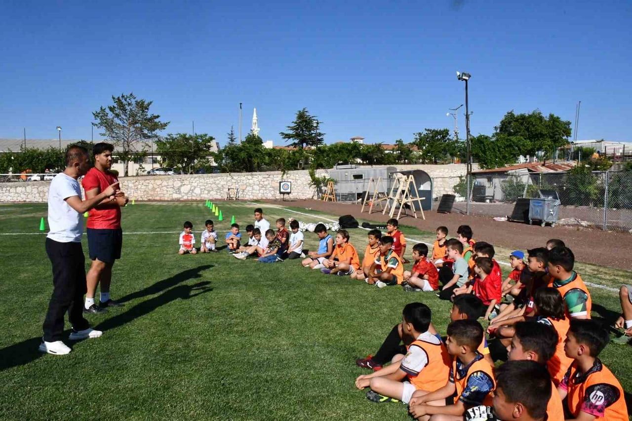 KARAMAN’DA İL ÖZEL İDARESİ SPOR İŞLERİ MÜDÜRLÜĞÜ’NÜN 7-12 YAŞ GRUBUNDAKİ ÇOCUKLARA YÖNELİK...