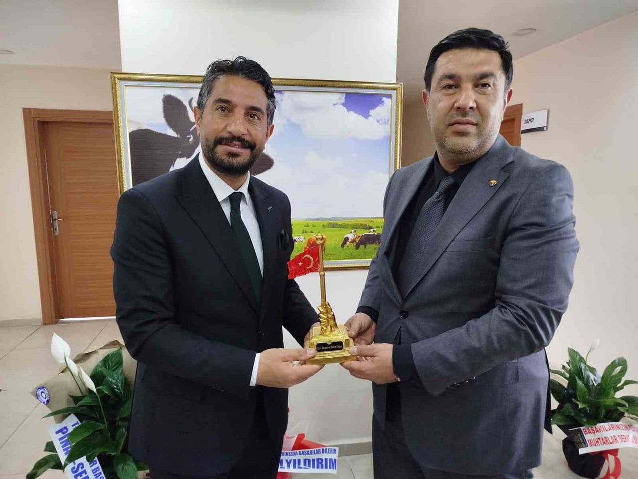 KARS’TA HAYVANCILIK İÇİN GÜÇ BİRLİĞİ: KATSO’DAN EREN ALP’E HAYIRLI OLSUN...