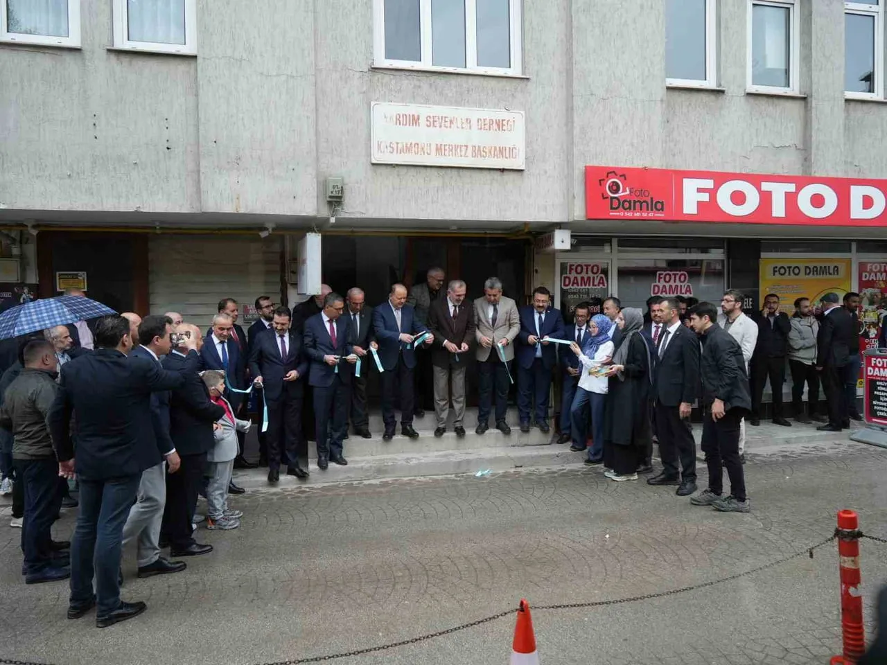 KASTAMONU KÜLTÜR EDEBİYAT DERNEĞİ YENİ HİZMET BİNASI, DÜZENLENEN TÖRENLE AÇILDI