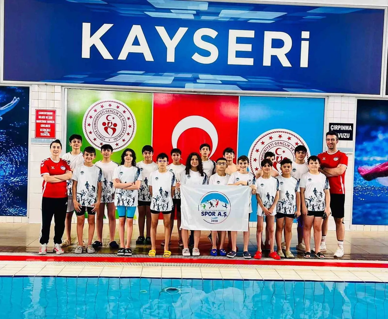 KAYSERİ’DE DÜZENLENEN 19 MAYIS GENÇLİK VE SPOR BAYRAMI YÜZME MÜSABAKALARINDA KAYSERİ SPOR A.Ş....