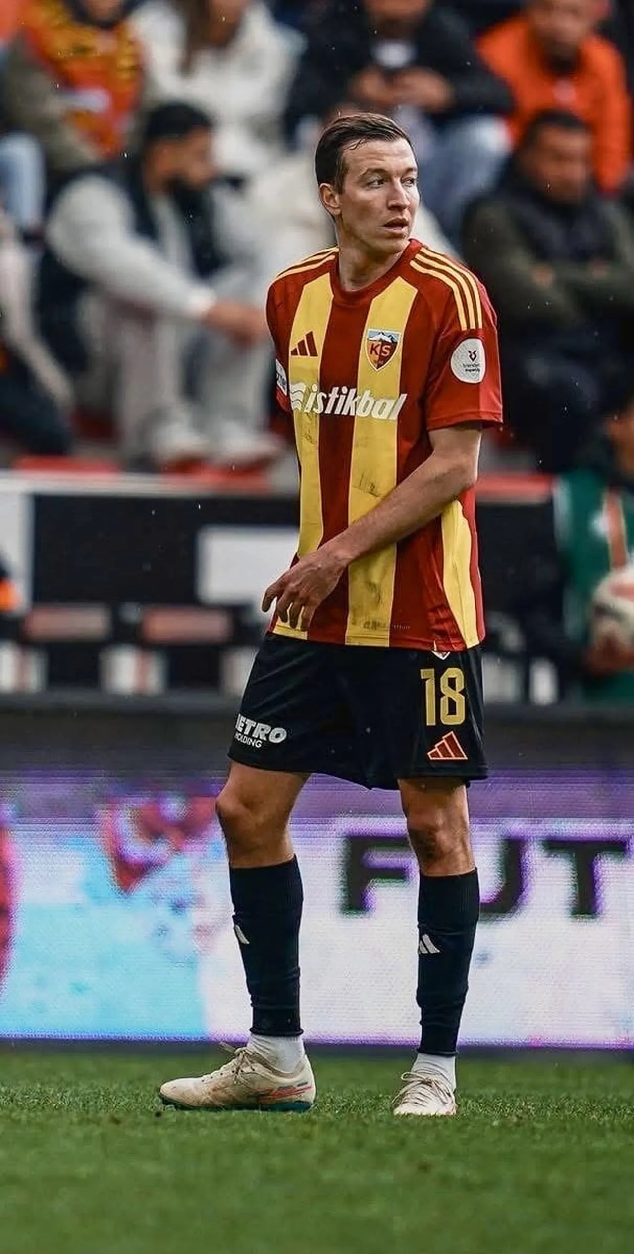 KAYSERİSPOR KULÜBÜ TARAFINDAN YAPILAN AÇIKLAMA İLE DENİS MAKAROV İLE İLGİLİ TRANSFER SÜRECİNE...